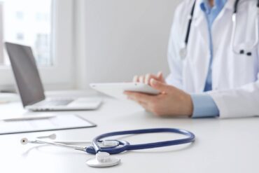 Ciągłość farmakoterapii w chorobach serca. Jak nowoczesne rozwiązania wspierają pacjentów kardiologicznych?